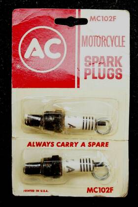 Mc102f Ac 1 Pair Motorcycle Spark Plug Ngk C7hsa C7hw Champion Z6 Klg Ptenl