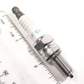 Ap8560146 Aprilia 829981 Oem Spark Plug Ngk Cr7ekb Atlantic Dorsoduro Scarabeo Shiver