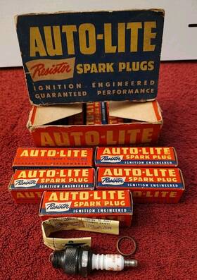 Arl-5 Auto-lite Full Box 14mm Spark Plugs Of 10 Nos Toledo Ohio