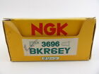 Bkr6ey Ngk Lot Of Spark Plugs