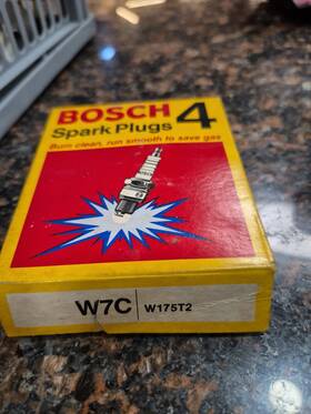 Bosch Vw65gti2527 Germany Genuine Nos W7c Spark Plugs Vw 411 412 Porsche 914 Set Of 4