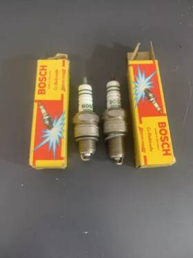 W225t35 Can-am Ro833 Bosch Spark Plug Ignition Candle - G18826 Qty2