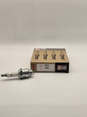 Champion 037551102518 823 Copper Plus Spark Plug J6c - 4 Pack New