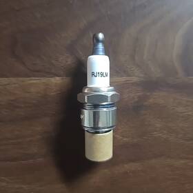 Champion 037551114108 868 Copper Plus Spark Plug Rj19lm - 4 Pack