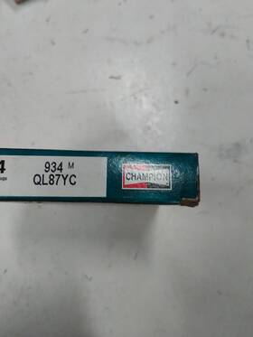 Ql87yc Champion 934-1 934 Spark Plug 4pack Ch3