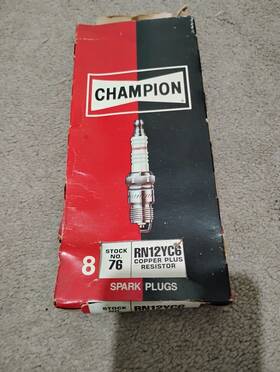 Rn12yc6 Champion Qty 8 Spark Plugs Copper Plus Resistor #76 Nos Nib Belgium