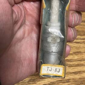 Tj-8j Champion Spark Plug New In Box