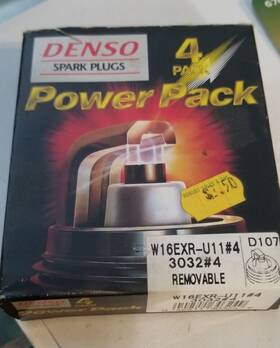 W16exr-u11 Denso W16exr-u11#4 3032#4 4 Motorcycle And Power Sports Spark Plugs Stock
