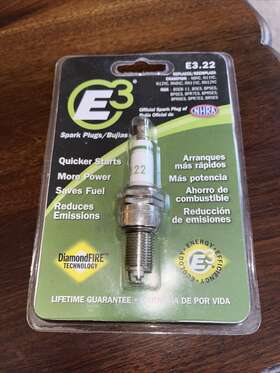 E3.22 E3 Spark Plugs 1 - Plug Lawn And Garden Diamond Fire Tech Quick Start New