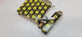 192637 Ferrari Spark Plug Oem New