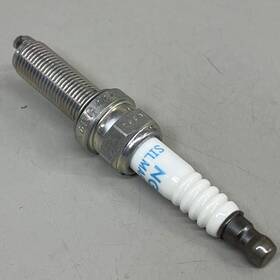31909-men-a31 Honda 1909-men-a31 Spark Plug Crf250 R Rx Crf250rx Crf450l Crf450r Oem