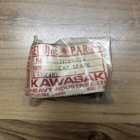 21130-024 Kawasaki Nos Vintage Spark Plug Cap