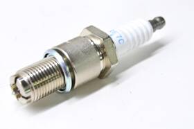 N3y8-18-110a-9u Mazda Oem Re7c-l Spark Plug Nos