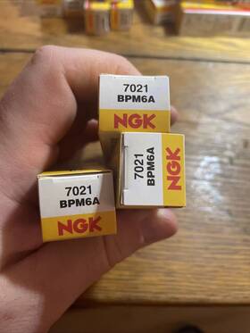 Ngk 087295170212 3x - Bpm6a Spark Plugs 7021