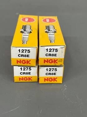 1275-cr8e Ngk Lot Of 4 Spark Plugs - 1275 Cr8e Free Shipping New Nib