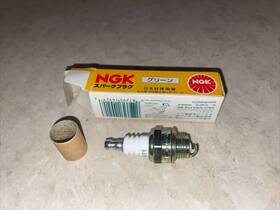 4921 Ngk Bpm7y Spark Plug Vintage New Old Stock Japan Mantis Tiller Nos Cool Box