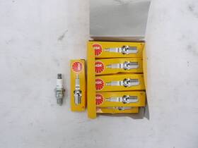 Ngk 7599-cmr5h 10 Pack Terminal Spark Plug 7599 Cmr5h Fits Honda Fg110 Tiller/cultivator