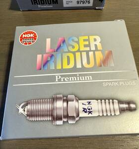 97976 Ngk Laser Iridium Spark Plugs 8pc Set For Kia Stinger Gt 3.3 Twin Turbo 2017-on