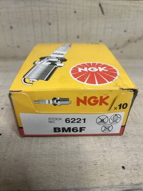 Bm6f-6221 Ngk Genuine Bm6f 6221 Spark Plug - 10 Pack New E