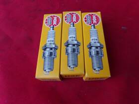 Ngk Bp4h Spark Plugs 3 Pack New