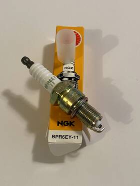 Bpr6ey-11 Ngk New Nickel Spark Plugs 6261 Qty. 4 Nissan Mitsubishi Subaru