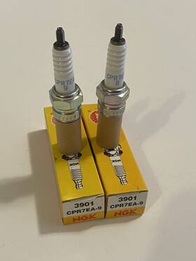 Cpr7ea-9 Ngk New Nickel Spark Plugs 3901 Qty. 2 Fits Honda Yamaha Kawasaki