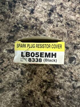 Lb05emh Ngk 8338 Spark Plug Cap