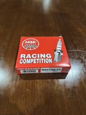 Ngk R0373a-10 - Spark Plug Sparkplug Type Racing R0373a10 No. 4940