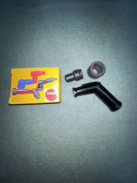 Vb05fp Ngk Spark Plug Cap Black 8413