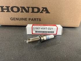 31907-kwt-d21 Oem Honda / Ngk Silmar7d9ds Crf300f 2026 Spark Plug #31907-kwt-d21 New Part