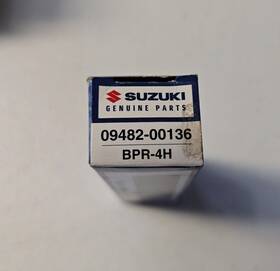 09482-00136 Suzuki / Bpr-4h Spark Plug Genuine Oem New