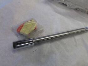 54711-08101 Suzuki 1971-1972 Ts250 1972 Ts400 Oem Front Axle New Free Shipping