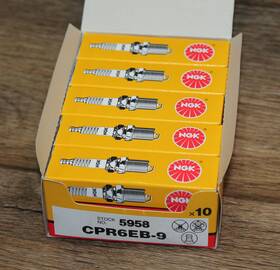 Cpr6eb-9 Yamaha Cpr6eb9 Nos Box Of 10 Oem Ngk Spark Plugs Motorcycle Atv Utv New Old Stock