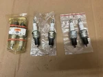 Lot (6) Vintage Harley Davidson 32311-83 Spark Plugs 5R6A. Fixed Price $95.00.
