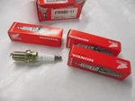 New Genuine Honda 2000-2001 RVT1000 Spark Plugs FR9BI-11 Set Of 3. Fixed Price $41.71.