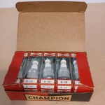 Box Of Vintage Nos Champion Non-resistor Spark Plugs H10 Made Usa. Fixed Price $60.00.