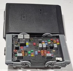 2007 - 2009 Silverado Tahoe Yukon Fuse Box Relay Power Block 25905683 Oem. Fixed Price $129.95.