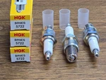 New Oem Genuine Ngk Spark Plug BR9ES 5722 Stens # 130-086. Fixed Price $9.95.