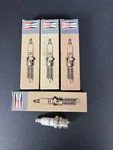 Champion DJ7J Copper Plus #850 Spark Plug (pack Of 4) New In Box. Fixed Price $15.09.